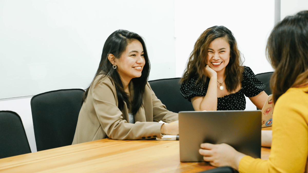 millennial women at work